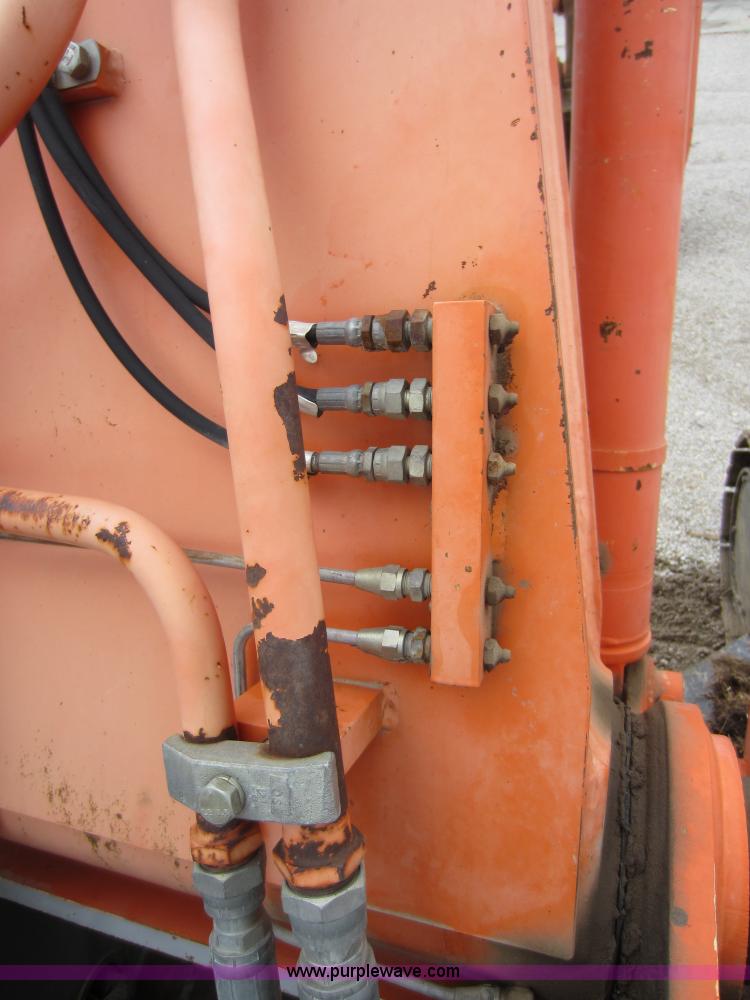 image for item D2011 1997 Hitachi EX270 LC-5 excavator