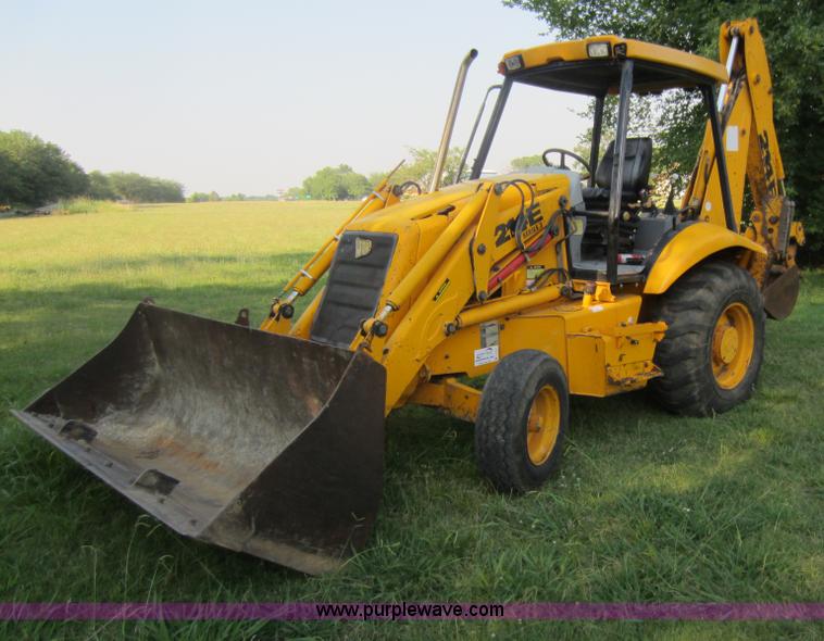 image for item D2031 1998 JCB 214E Series 3 backhoe