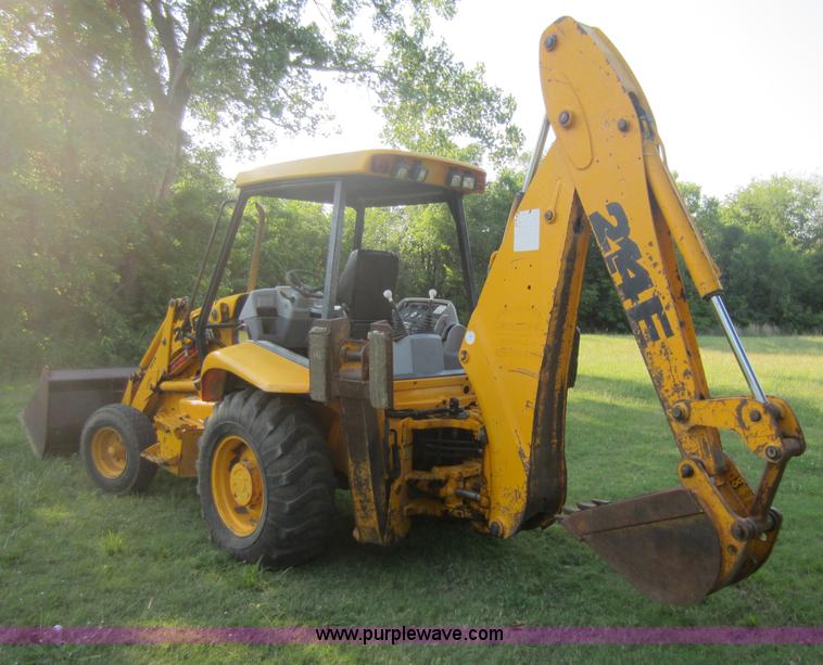 image for item D2031 1998 JCB 214E Series 3 backhoe