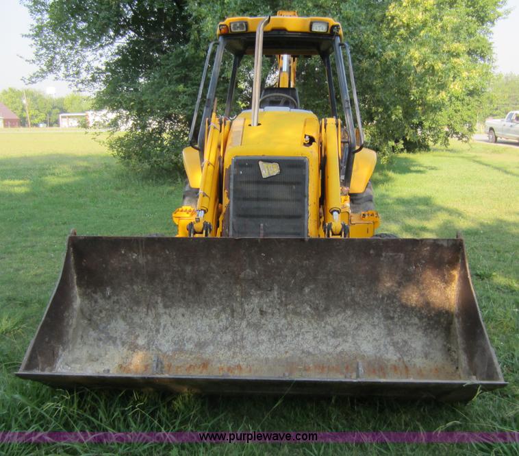 image for item D2031 1998 JCB 214E Series 3 backhoe