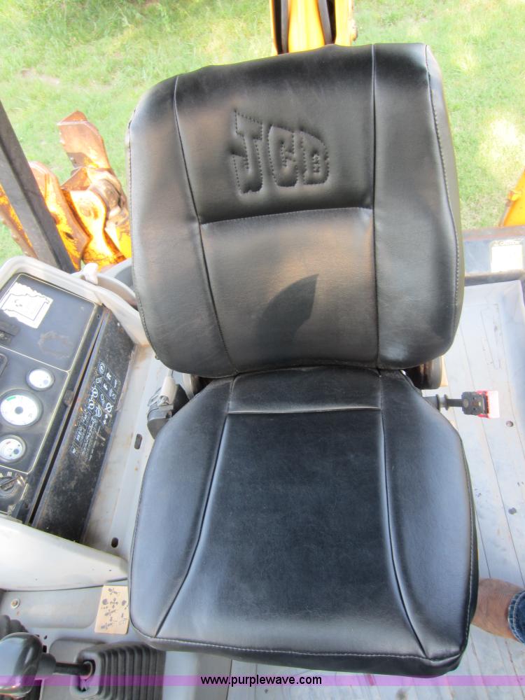image for item D2031 1998 JCB 214E Series 3 backhoe