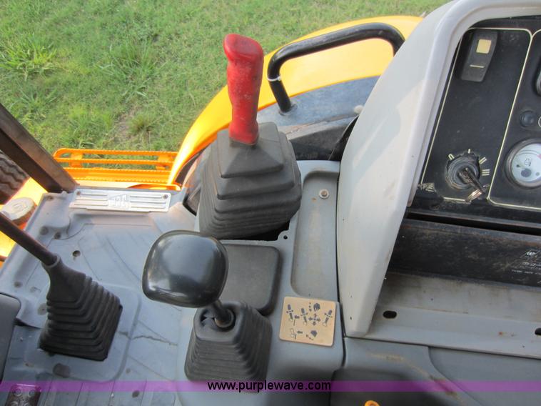 image for item D2031 1998 JCB 214E Series 3 backhoe