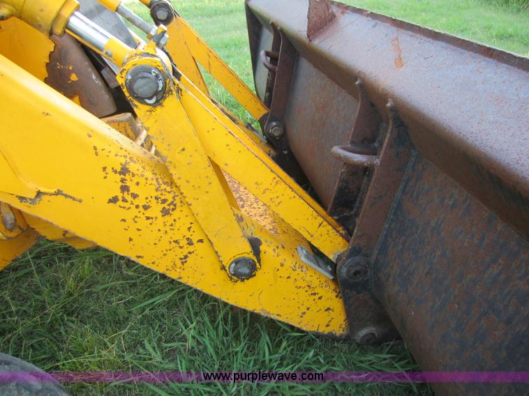 image for item D2031 1998 JCB 214E Series 3 backhoe