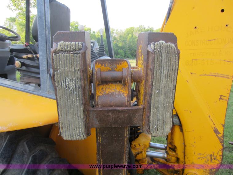 image for item D2031 1998 JCB 214E Series 3 backhoe