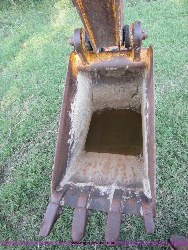 image for item D2031 1998 JCB 214E Series 3 backhoe