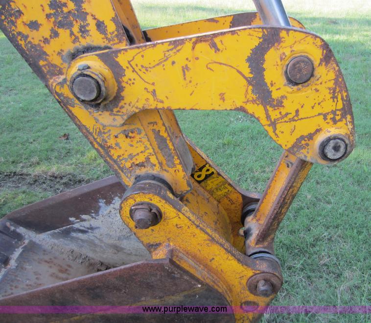 image for item D2031 1998 JCB 214E Series 3 backhoe