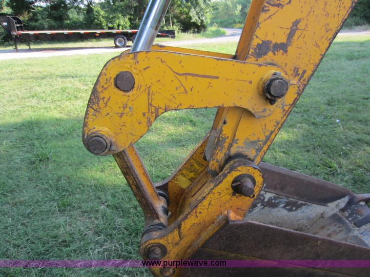 image for item D2031 1998 JCB 214E Series 3 backhoe