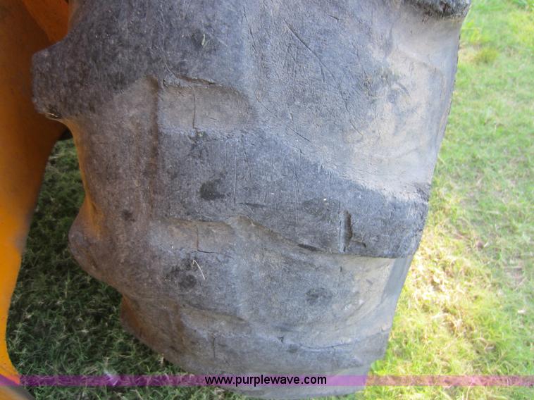 image for item D2031 1998 JCB 214E Series 3 backhoe