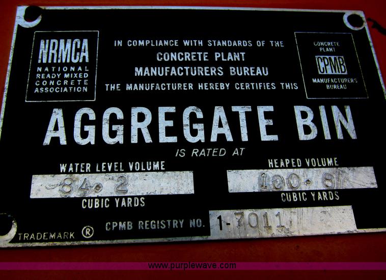image for item D2034 1982 Vince Hagan HSM-10300-B portable concrete conveyor batch plant