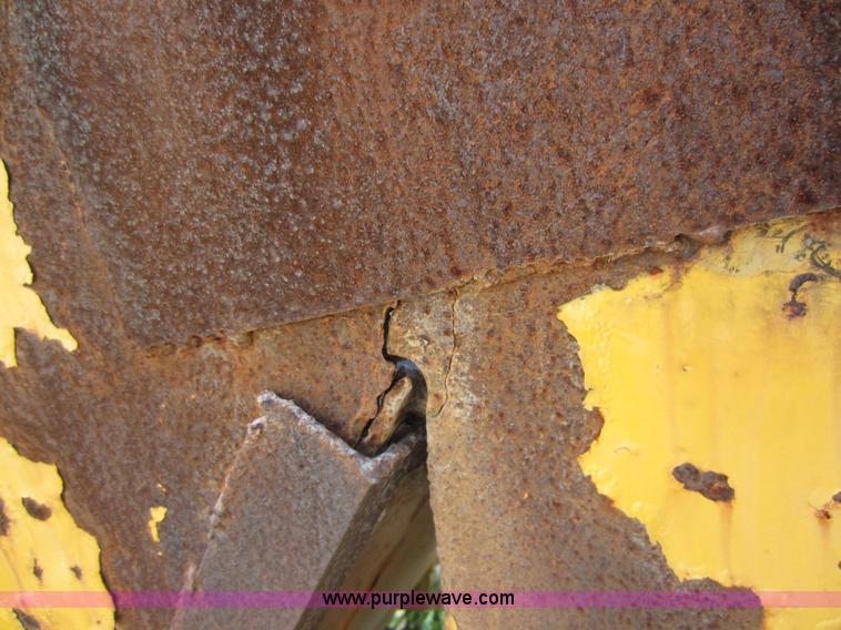 image for item D2034 1982 Vince Hagan HSM-10300-B portable concrete conveyor batch plant