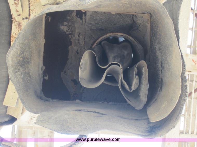 image for item D2034 1982 Vince Hagan HSM-10300-B portable concrete conveyor batch plant