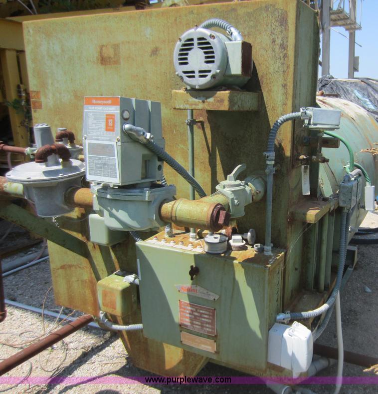 image for item D2034 1982 Vince Hagan HSM-10300-B portable concrete conveyor batch plant