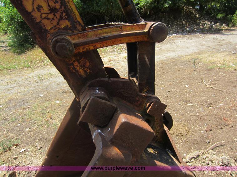 image for item D2045 Hein-werner C12HD excavator