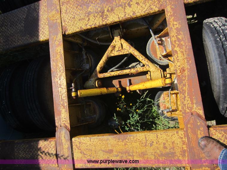 image for item D4161 1975 Talbert triple axle detachable haul trailer