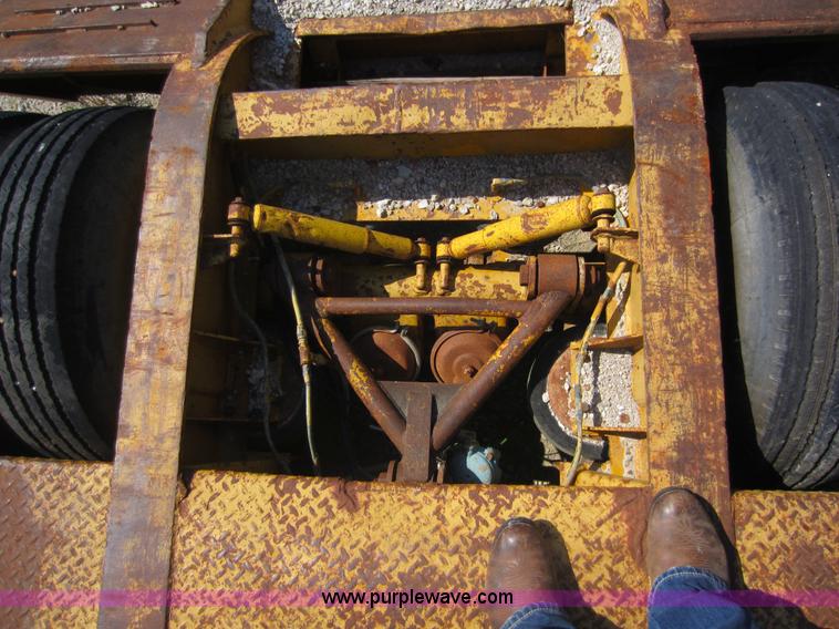 image for item D4161 1975 Talbert triple axle detachable haul trailer