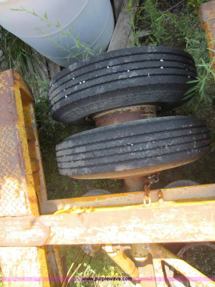 image for item D4161 1975 Talbert triple axle detachable haul trailer