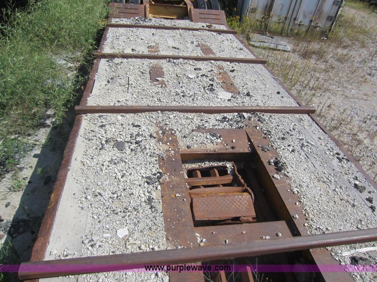 image for item D4161 1975 Talbert triple axle detachable haul trailer