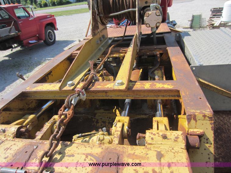 image for item D4161 1975 Talbert triple axle detachable haul trailer