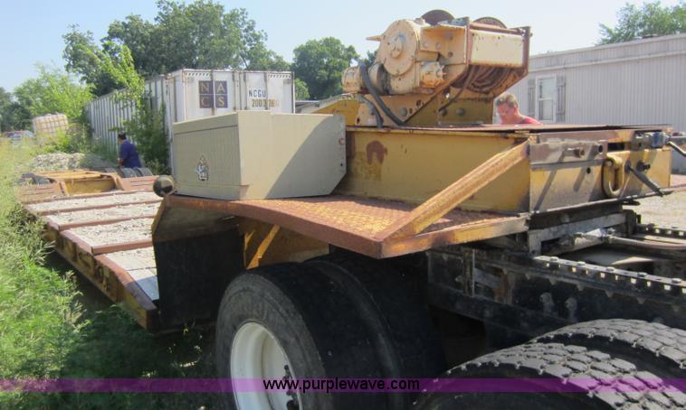 image for item D4161 1975 Talbert triple axle detachable haul trailer