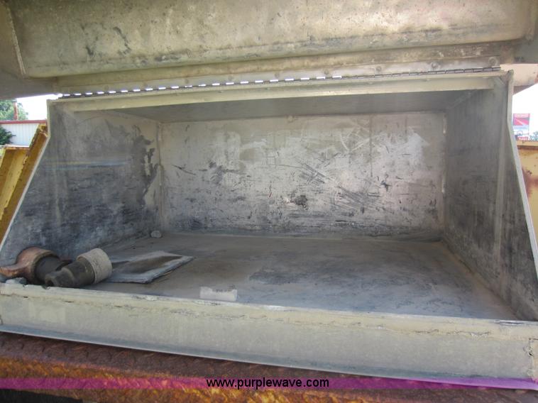 image for item D4161 1975 Talbert triple axle detachable haul trailer