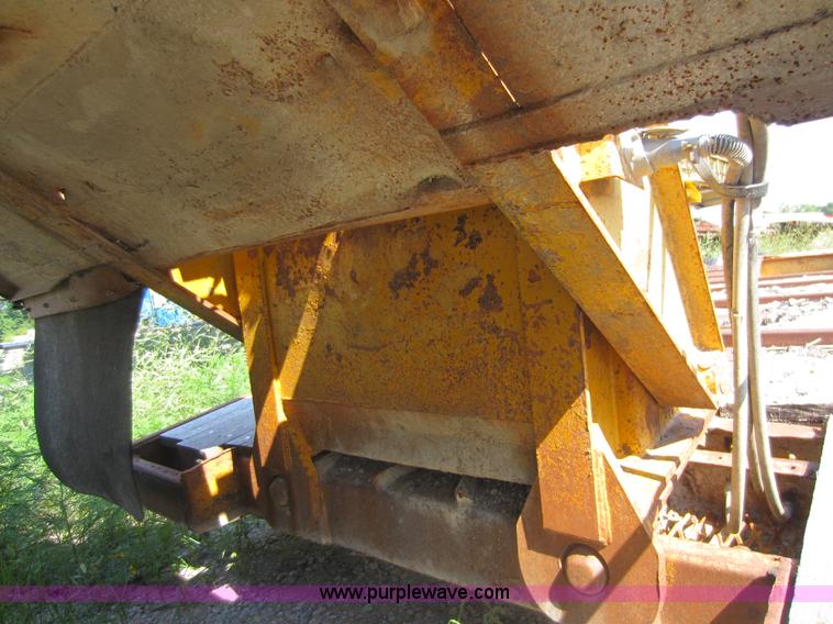 image for item D4161 1975 Talbert triple axle detachable haul trailer