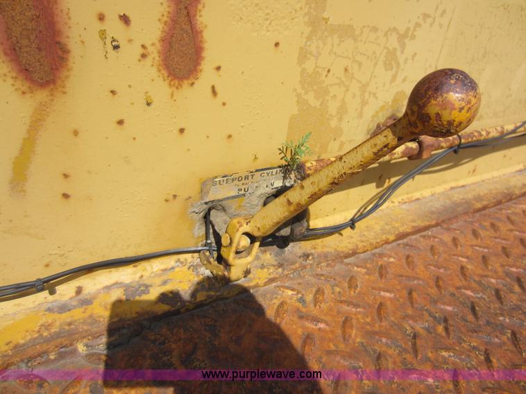 image for item D4161 1975 Talbert triple axle detachable haul trailer