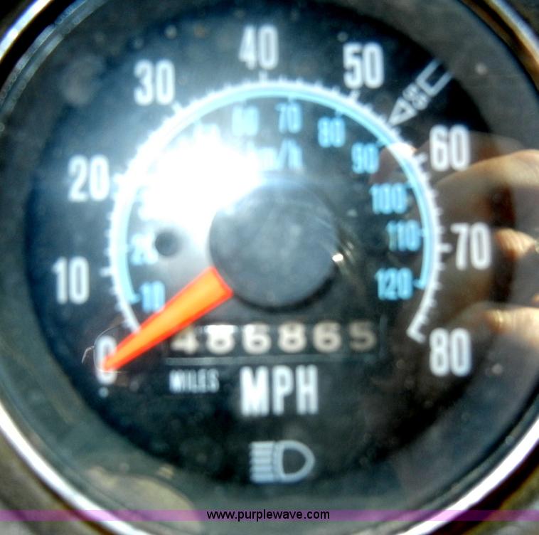 image for item D4351 1986 Mack RS686LS barrel dump truck