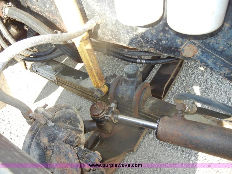 image for item D4351 1986 Mack RS686LS barrel dump truck