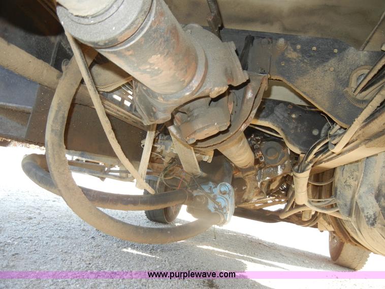 image for item D4351 1986 Mack RS686LS barrel dump truck