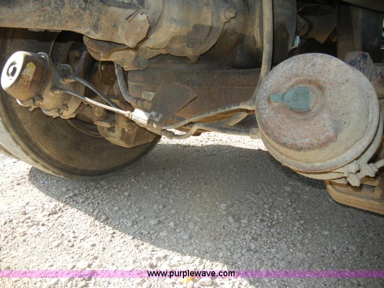 image for item D4351 1986 Mack RS686LS barrel dump truck