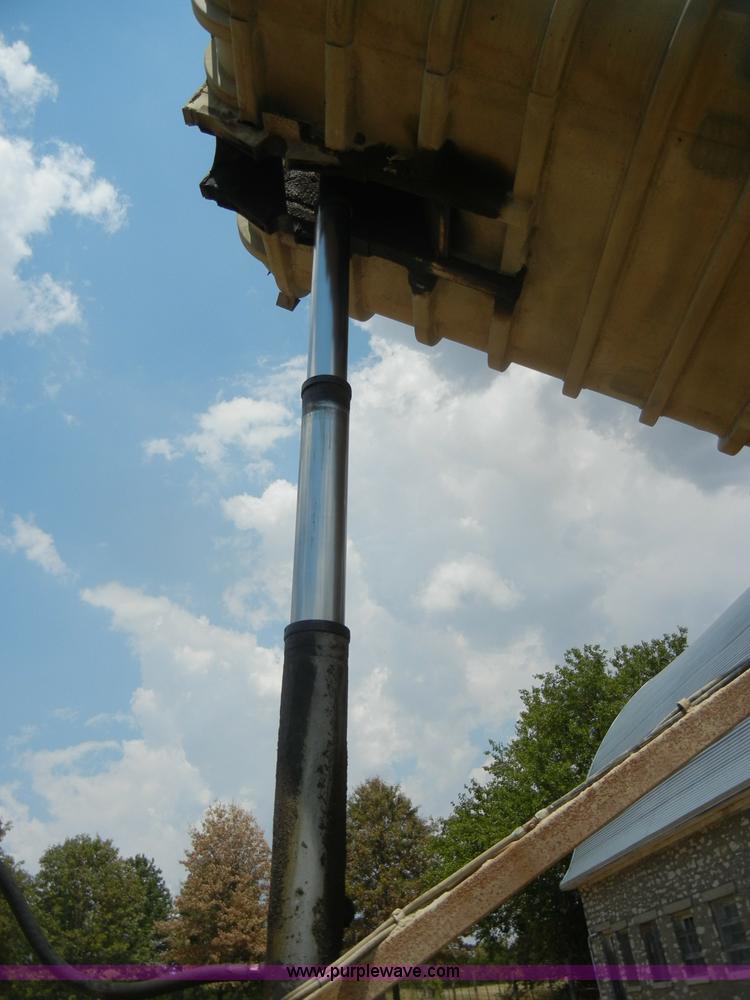 image for item D4353 1974 Hobb/Fruehauf end dump trailer