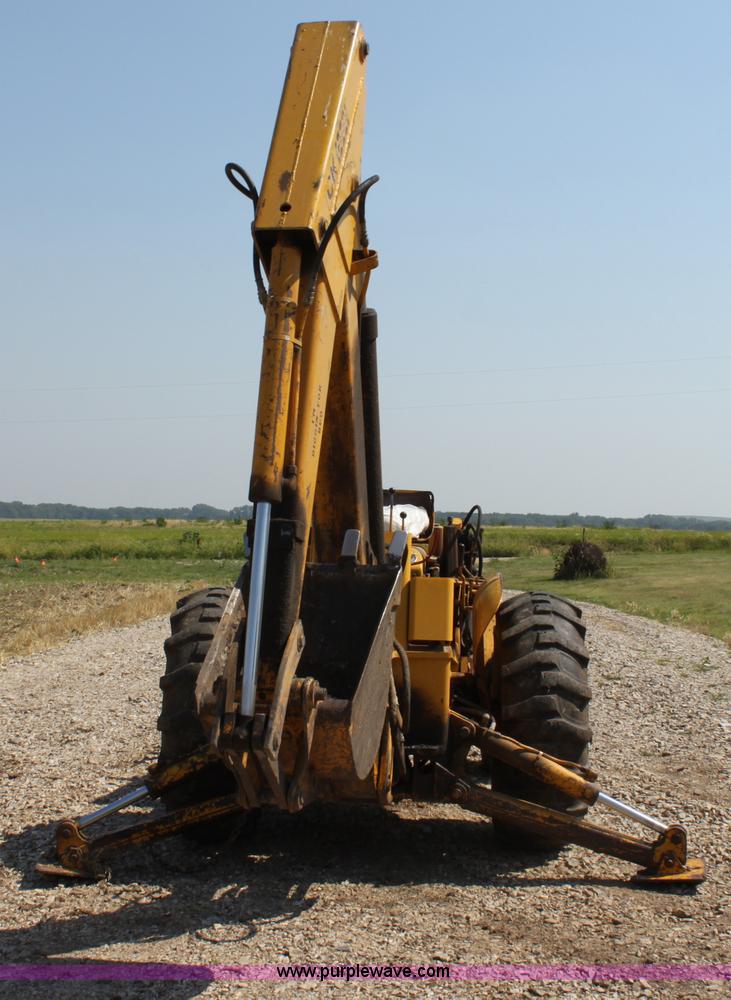 image for item D5220 1969 Case Construction King 580 backhoe
