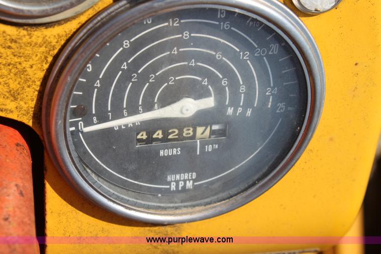 image for item D5220 1969 Case Construction King 580 backhoe