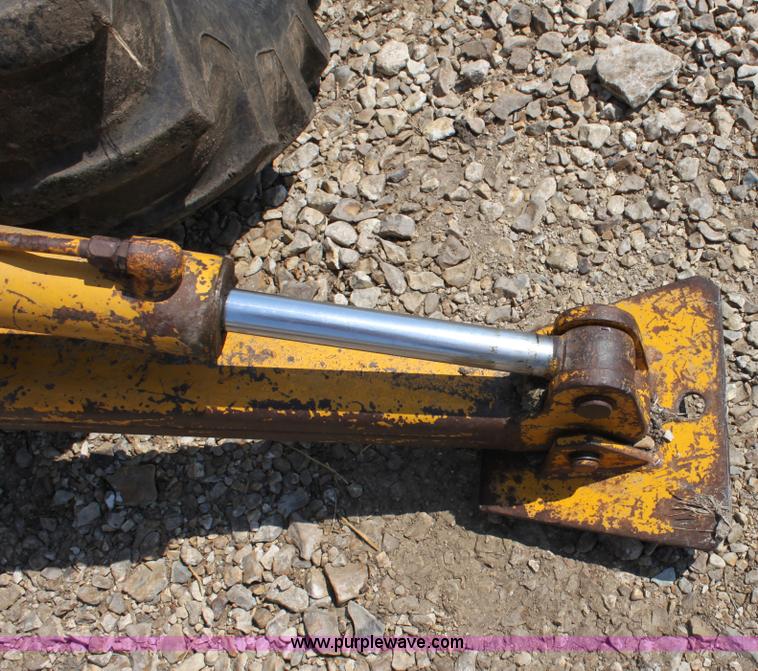 image for item D5220 1969 Case Construction King 580 backhoe