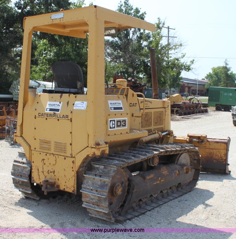 image for item D5242 1978 Caterpillar D3 dozer