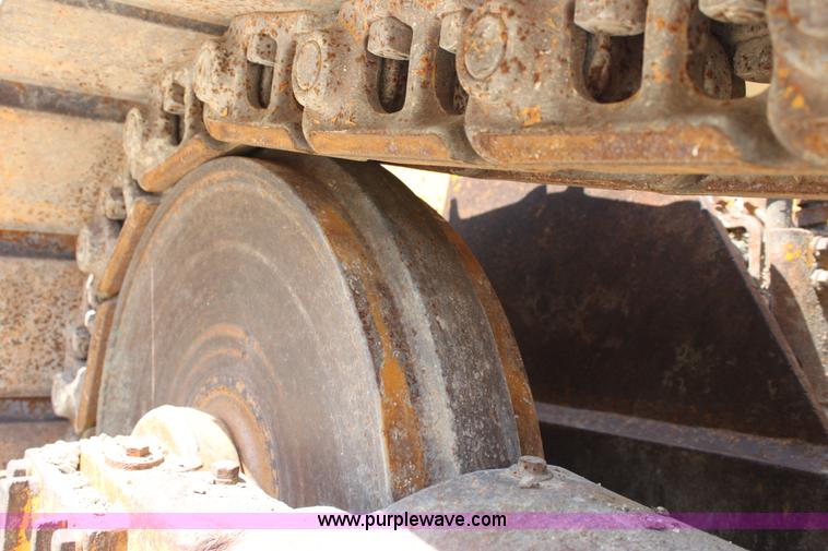 image for item D5242 1978 Caterpillar D3 dozer