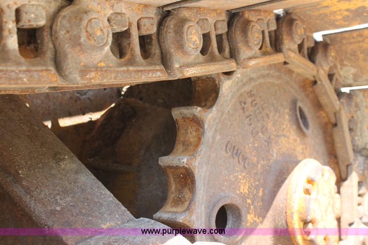 image for item D5242 1978 Caterpillar D3 dozer