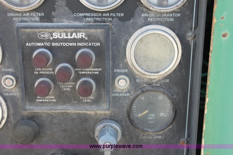 image for item D5243 Sullair 1600Q air compressor