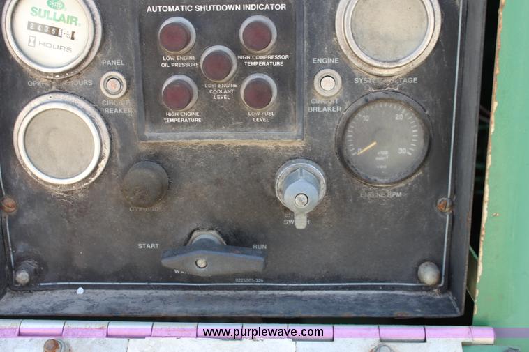 image for item D5243 Sullair 1600Q air compressor