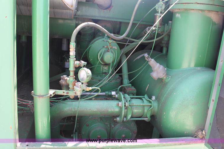 image for item D5243 Sullair 1600Q air compressor