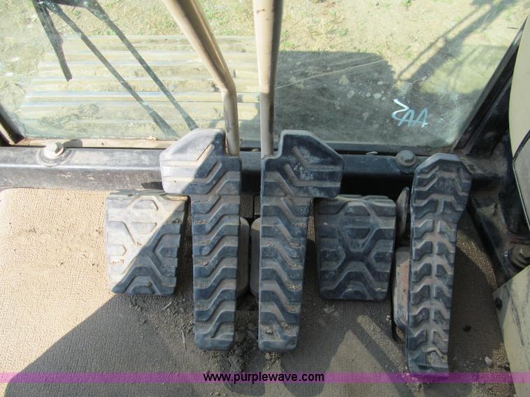 image for item D6508 2001 Caterpillar 345BL Series II excavator