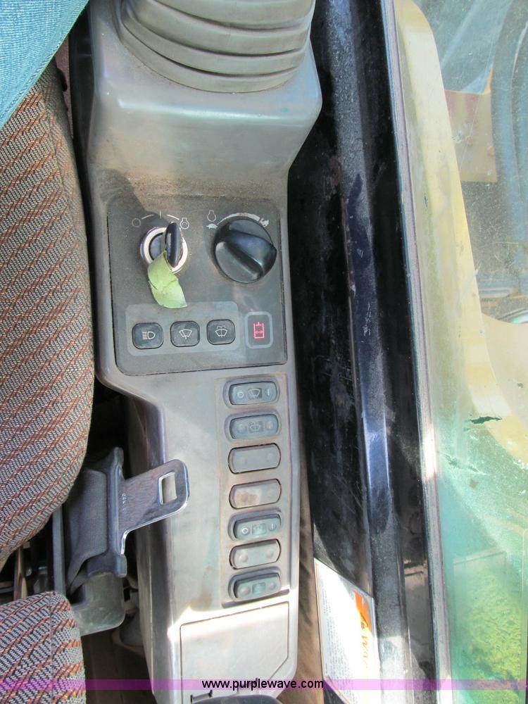 image for item D6508 2001 Caterpillar 345BL Series II excavator