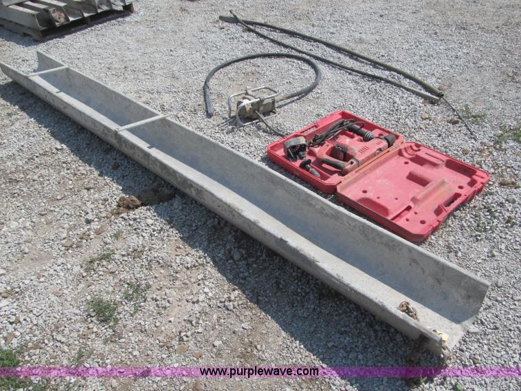 image for item G9495 Assortment of concrete tools