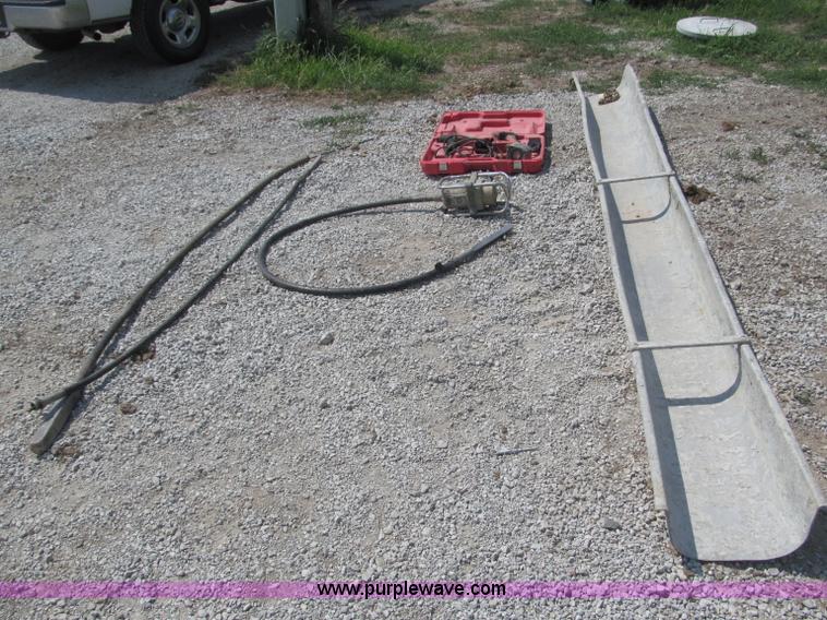 image for item G9495 Assortment of concrete tools