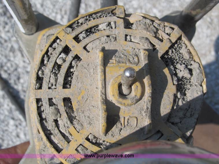 image for item G9495 Assortment of concrete tools