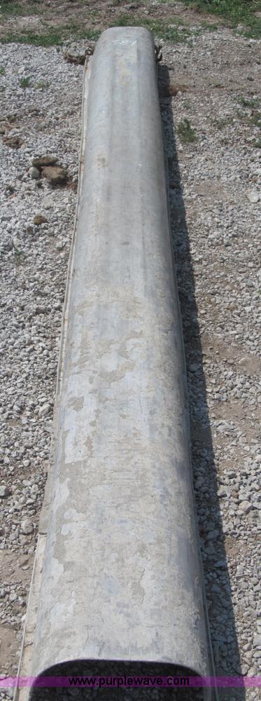 image for item G9495 Assortment of concrete tools