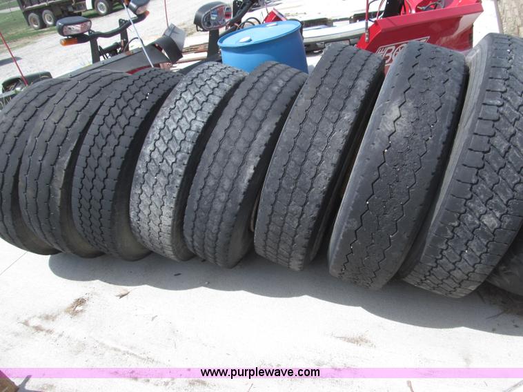 image for item G9499 (8) tires and rims