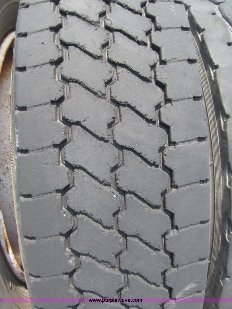 image for item G9499 (8) tires and rims