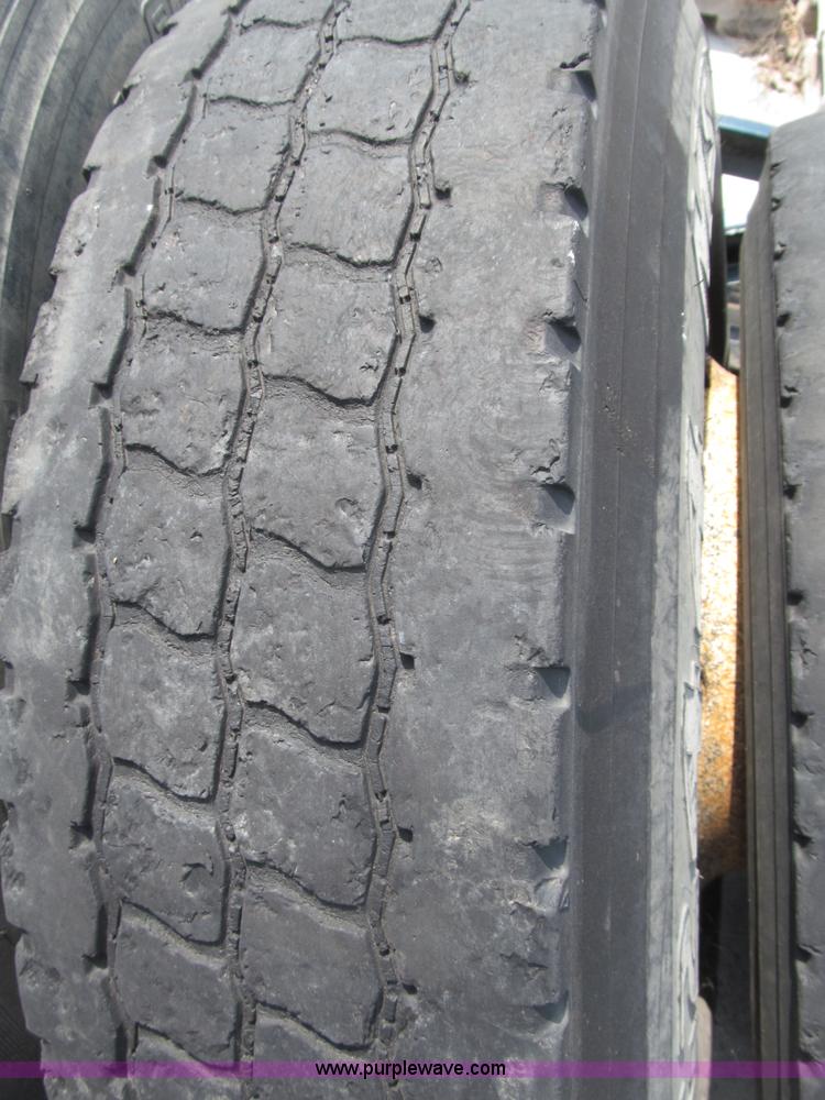 image for item G9499 (8) tires and rims