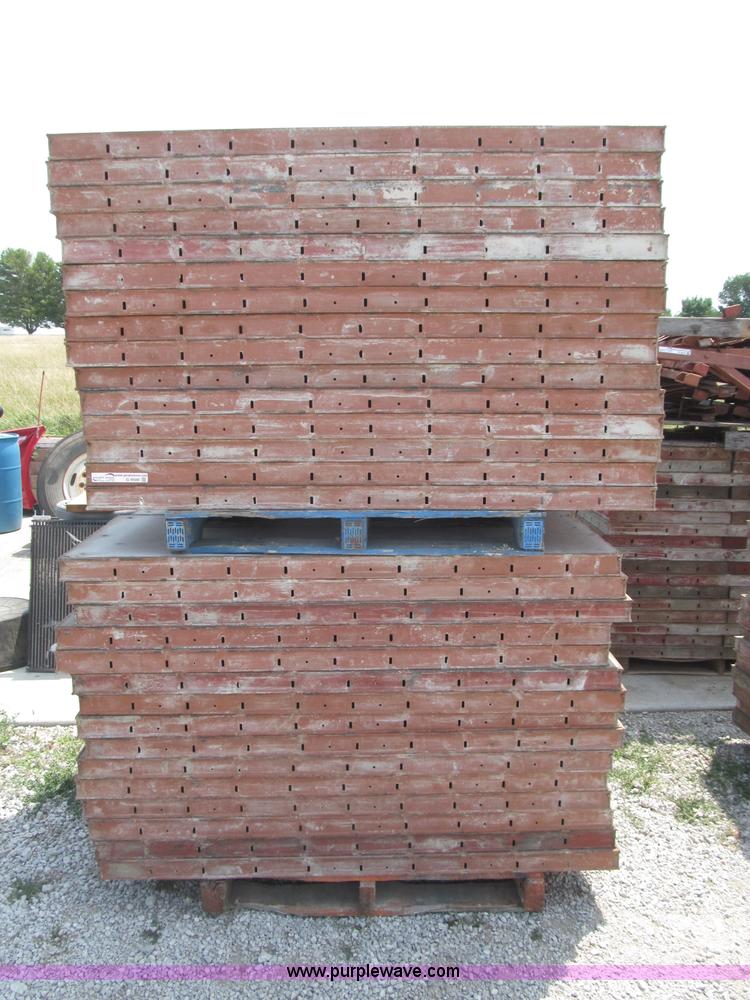 image for item G9500 (60) Symons 5' x 24" concrete forms